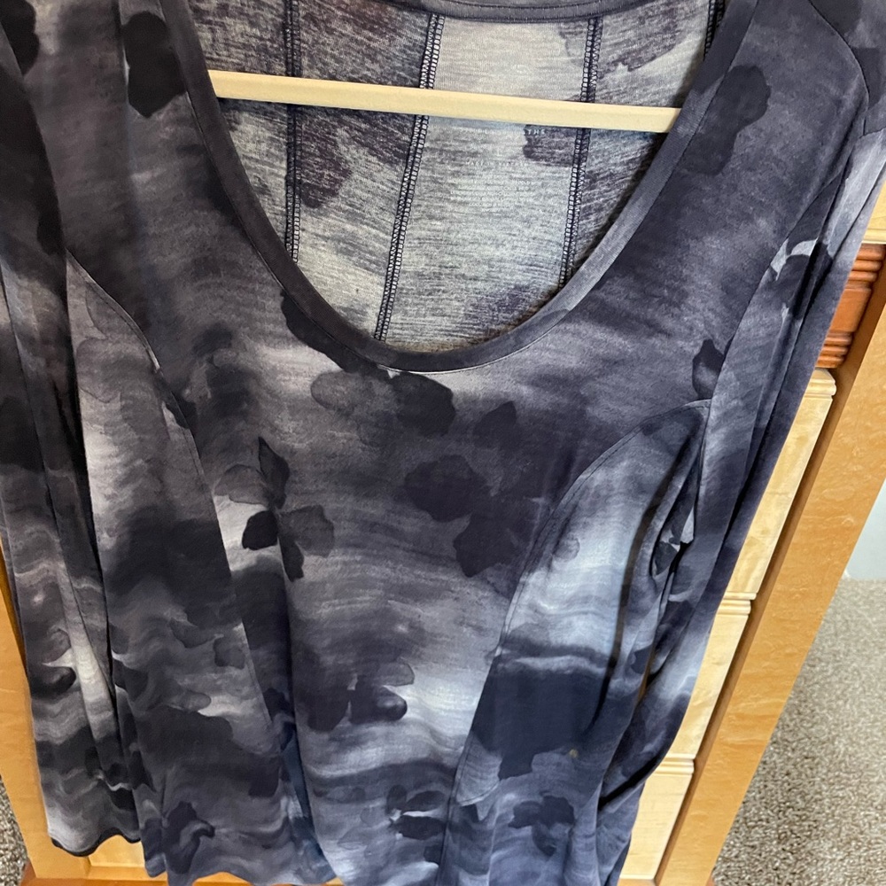 Shades of gray top